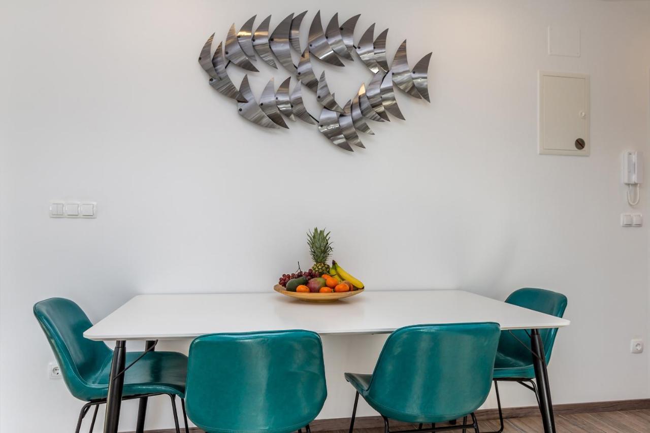 Apartments Luca Đảo Krk Ngoại thất bức ảnh